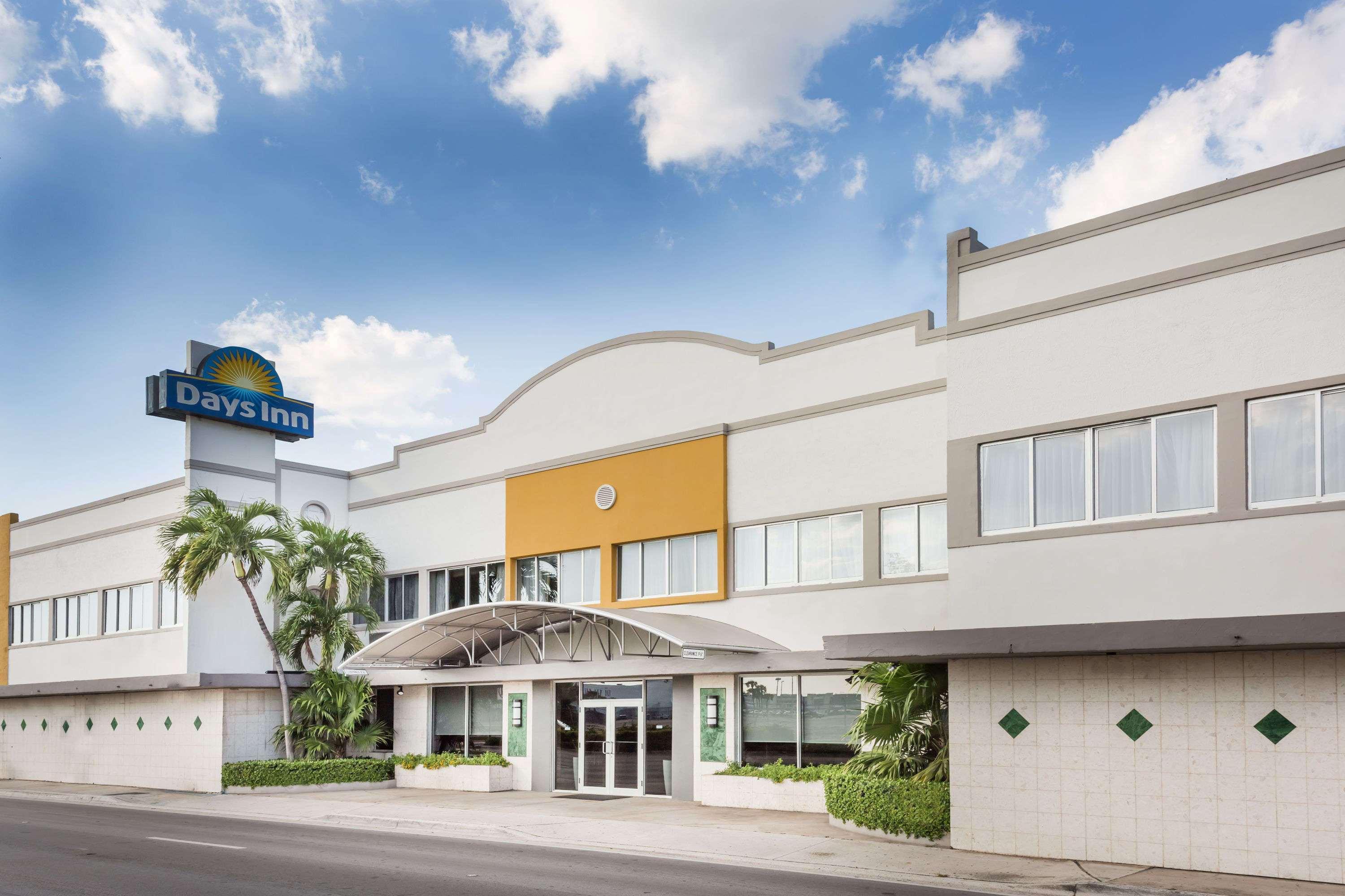 Days Inn By Wyndham Miami Airport North Miami Springs Kültér fotó