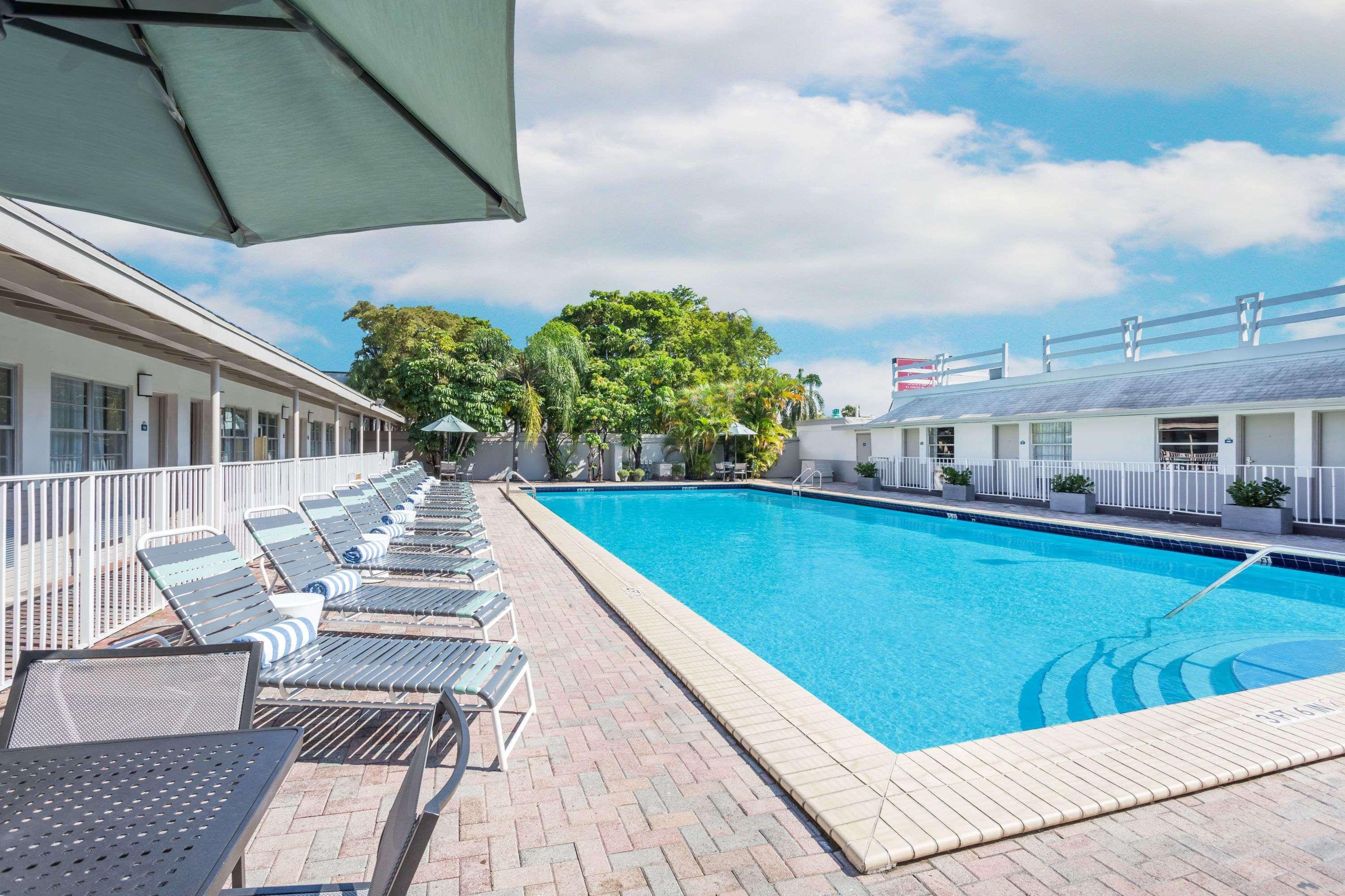 Days Inn By Wyndham Miami Airport North Miami Springs Kültér fotó