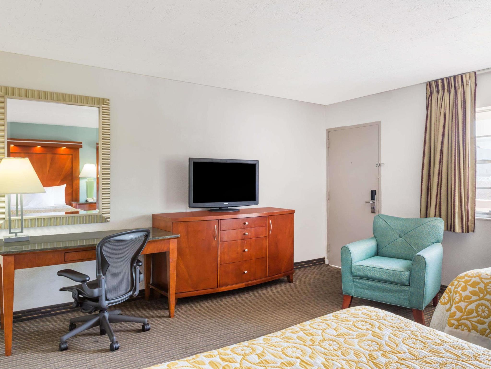 Days Inn By Wyndham Miami Airport North Miami Springs Kültér fotó