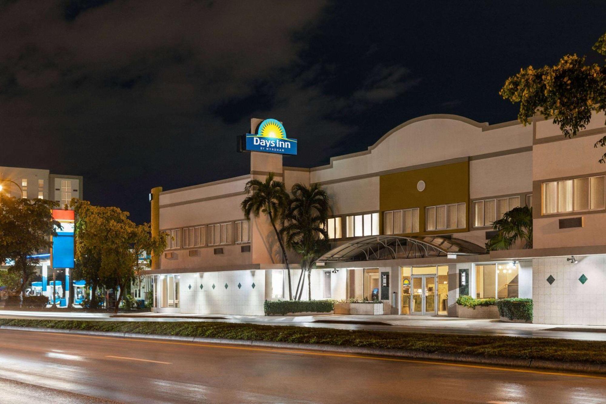 Days Inn By Wyndham Miami Airport North Miami Springs Kültér fotó